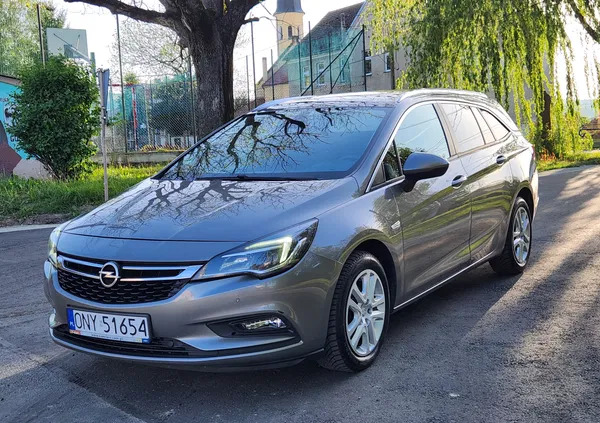 samochody osobowe Opel Astra cena 37700 przebieg: 257000, rok produkcji 2016 z Ostrowiec Świętokrzyski